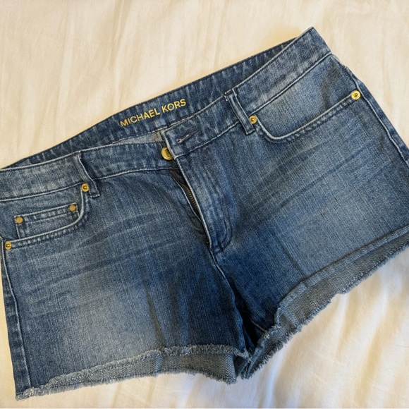 Michael Kors Shorts - Picture 1 of 3